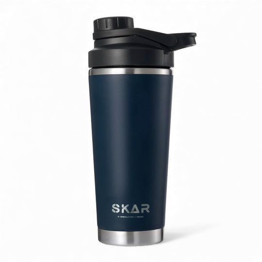 SKAR protein shaker tamno plave boje 700 ml